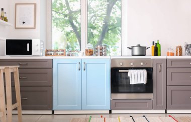 Modern mutfağın içi.