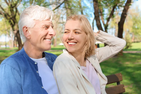 Mature Couple Resting Park Spring Day — Stock Photo, Image