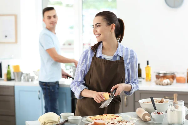 Young Couple Cooking Together Kitchen — Stock Photo, Image