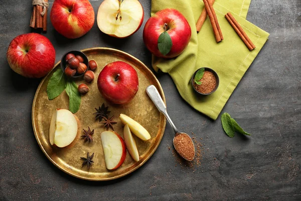 Composition Fresh Apples Cinnamon Table — Stock Photo, Image