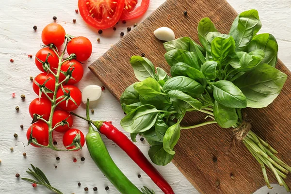 Especiarias Legumes Frescos Mesa Madeira — Fotografia de Stock