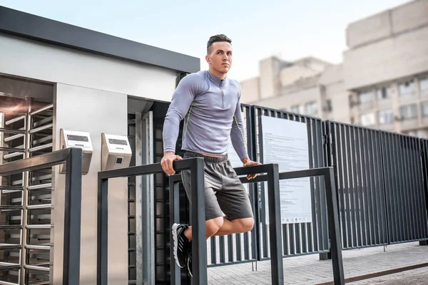 Deportivo Joven Entrenamiento Aire Libre — Foto de Stock