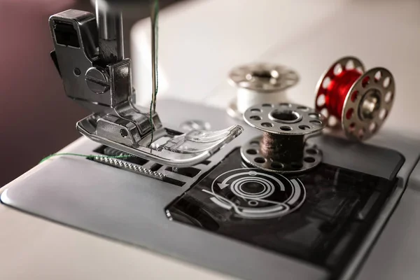 Presser Foot Needle Modern Sewing Machine Spools Closeup — Stock Photo, Image