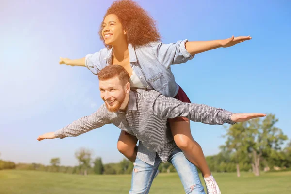 Young Loving Interracial Couple Having Fun Outdoors Spring Day — Stock Photo, Image