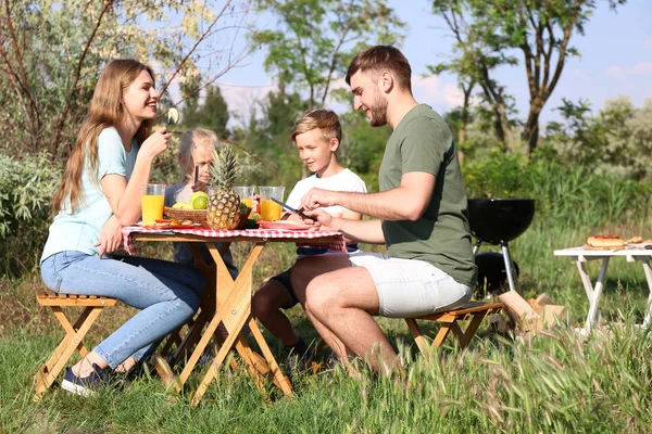 Happy Family Having Lunch Table Summer Picnic — Stock Photo, Image