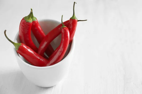 Cup Fresh Chili Peppers Light Background — Stock Photo, Image