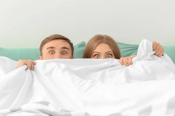 Young Couple Hiding Together Blanket Bed Home — Stock Photo, Image