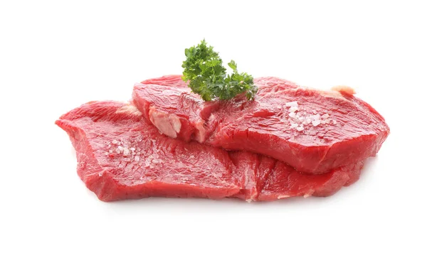 Trozos Carne Cruda Con Perejil Sal Sobre Fondo Blanco — Foto de Stock