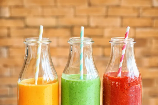 Bottles Fresh Tasty Smoothies Blurred Background — Stock Photo, Image