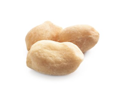 Beyaz zemin üzerine lezzetli fıstık