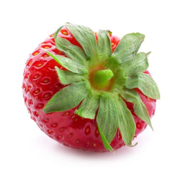 Beyaz arka planda tatlı olgun çilek