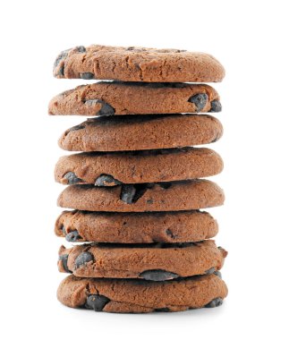 beyaz zemin üzerine lezzetli çikolatalı kurabiyeler