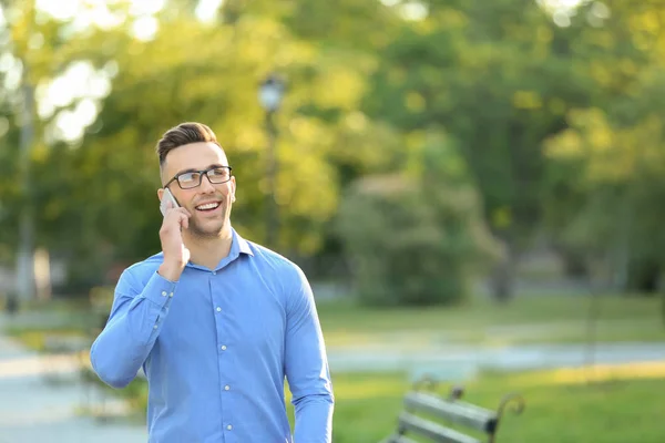 Handsome Man Talking Mobile Phone While Walking Green Park — Stock Photo, Image