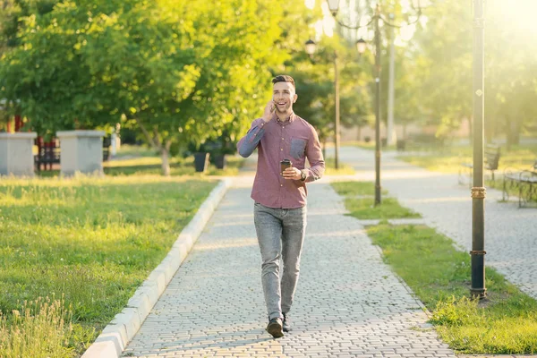 Handsome Man Talking Mobile Phone While Walking Green Park — Stock Photo, Image
