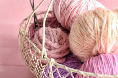 Sepet örgü iplik, closeup topları ile