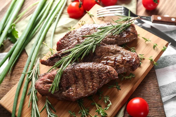 Tasty Grilled Meat Herbs Wooden Board — Stock Photo, Image