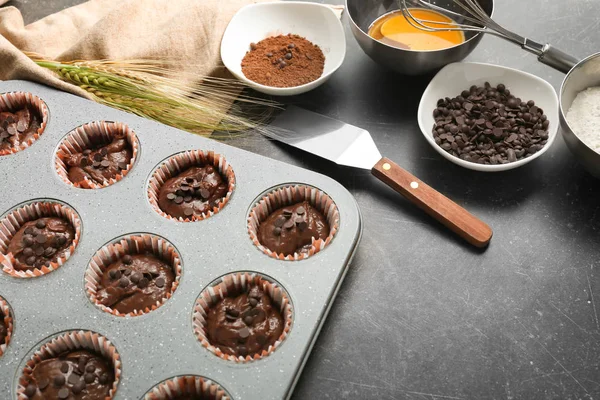 Baking Tin Tasty Chocolate Muffins Table — Stock Photo, Image