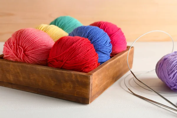 Box Balls Knitting Yarn Needles Light Table — Stock Photo, Image