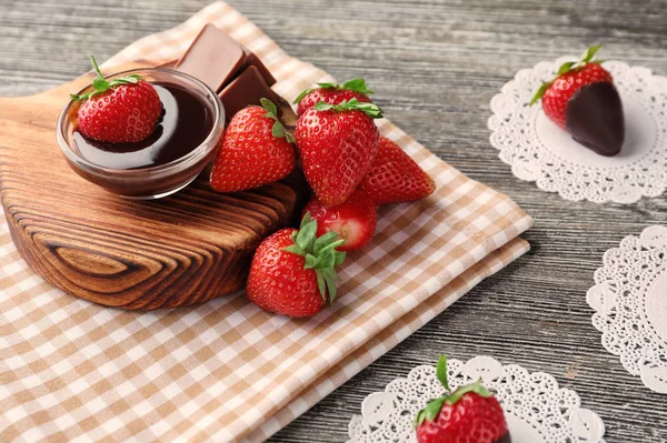 Delicious Strawberries Chocolate Wooden Table — Stock Photo, Image
