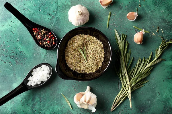 Composition Rosemary Spices Garlic Green Background — Stock Photo, Image