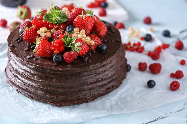 Tasty Chocolate Cake Decorated Berries Table — Stock Photo, Image