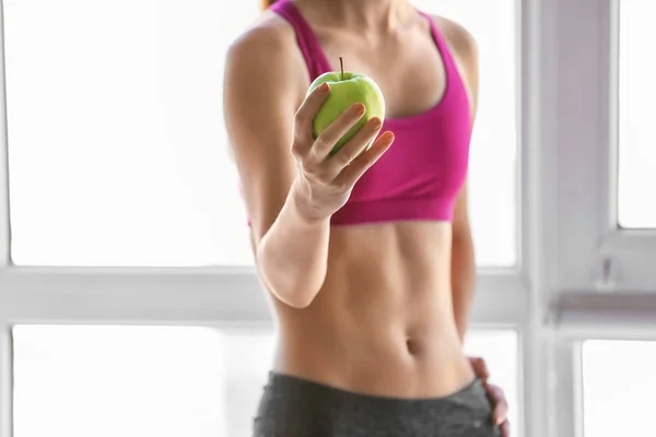 Woman Fresh Apple Indoors — Stock Photo, Image