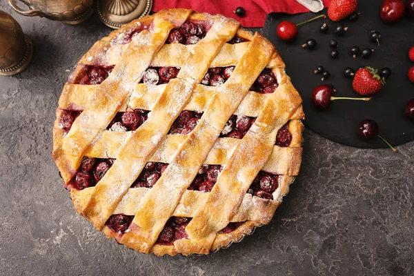 Delicious Cherry Pie Fresh Berries Table — Stock Photo, Image