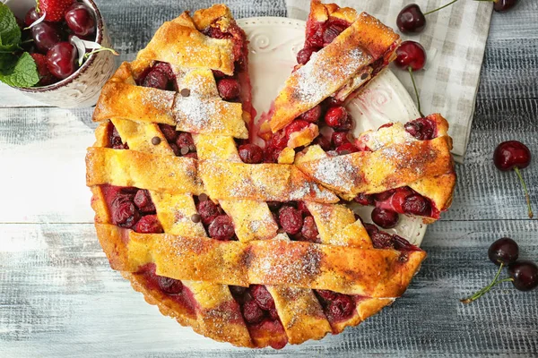 Plate Delicious Homemade Cherry Pie Wooden Table — Stock Photo, Image