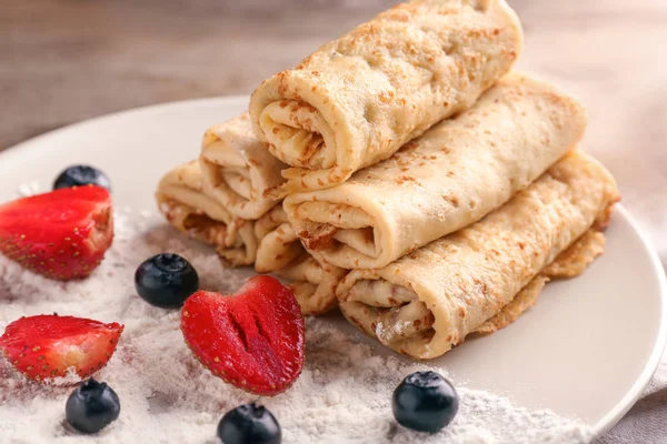 Rolled Thin Pancakes Berries Plate Closeup — Stock Photo, Image