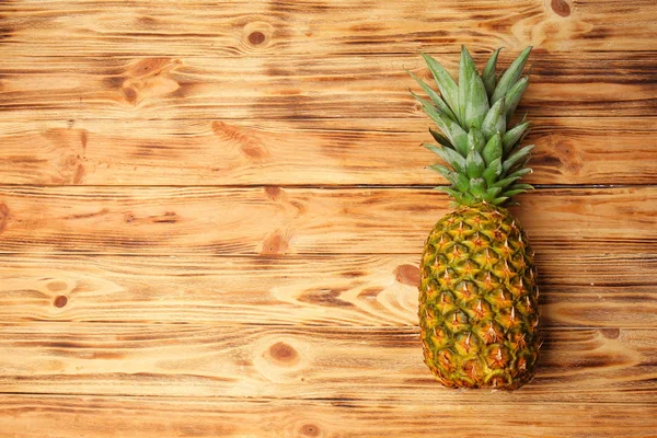 Delicious Pineapple Wooden Background — Stock Photo, Image