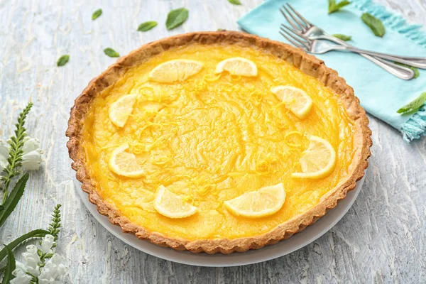 Delicious Lemon Pie Table — Stock Photo, Image