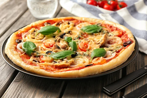 Plate Tasty Pizza Wooden Table — Stock Photo, Image