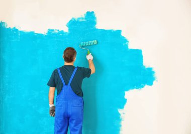 Tek tip kapalı çalışma erkek ressam