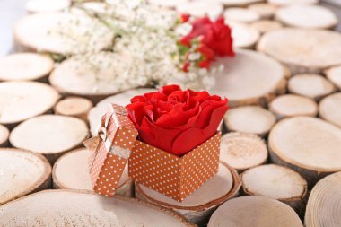 Pek çok gazete, closeup görünümü