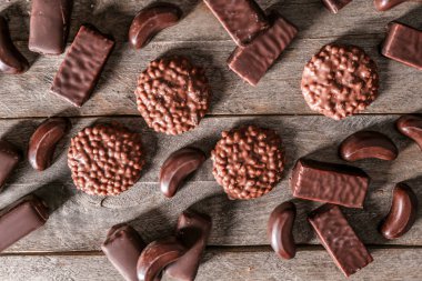 Pek çok gazete, closeup görünümü