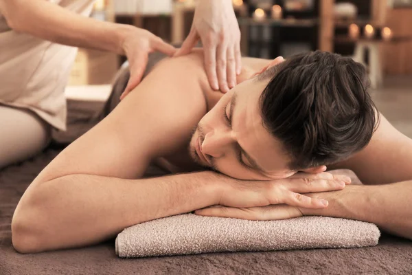 Young Man Receiving Massage Spa Salon — Stock Photo, Image