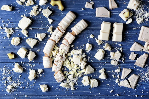 Pieces White Chocolate Cookies Wooden Table — Stock Photo, Image