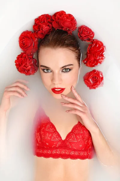 Attractive Young Woman Underwear Taking Bath Red Roses — Stock Photo, Image