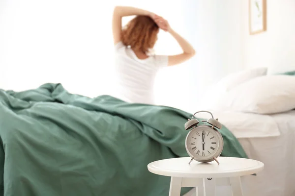 Alarm Clock Table Bedroom Beautiful Woman Morning Time — Stock Photo, Image