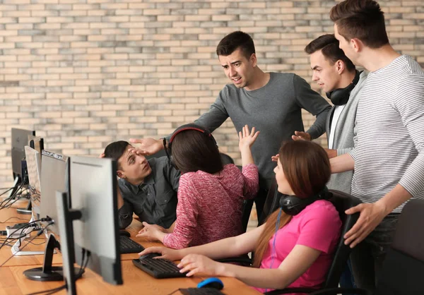 Giovani Durante Tornei Videogiochi — Foto Stock