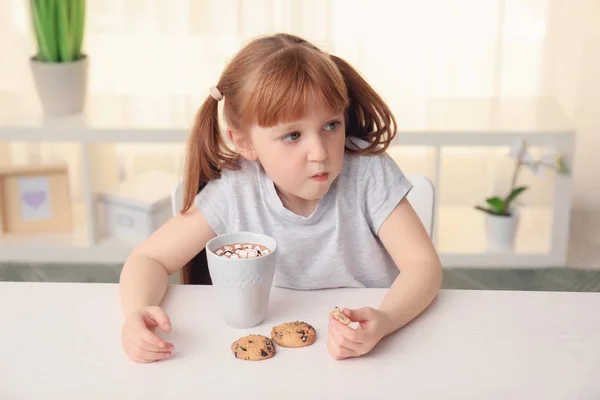 Cute Little Girl Cup Hot Cocoa Drink Cookies Home — Stock Photo, Image