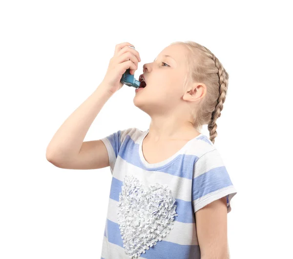 Liten Flicka Med Inhalatorn Vit Bakgrund Allergi Konceptet — Stockfoto