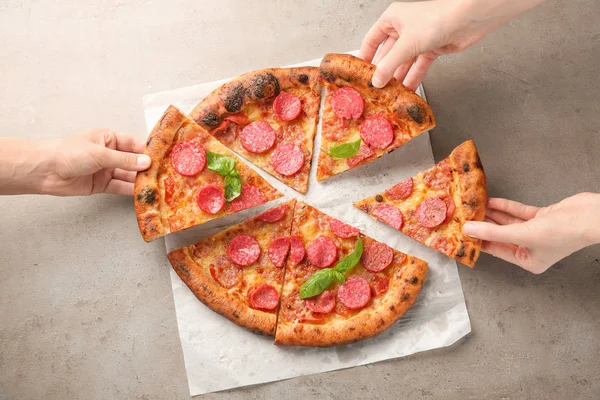 Hands Taking Pizza Slices Table — Stock Photo, Image