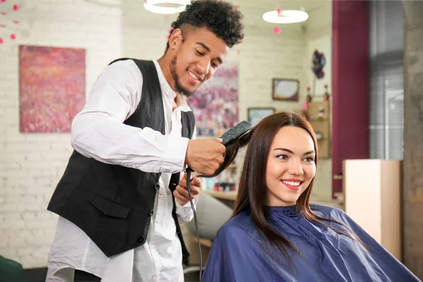 Professional Hairdresser Working Client Beauty Salon — Stock Photo, Image