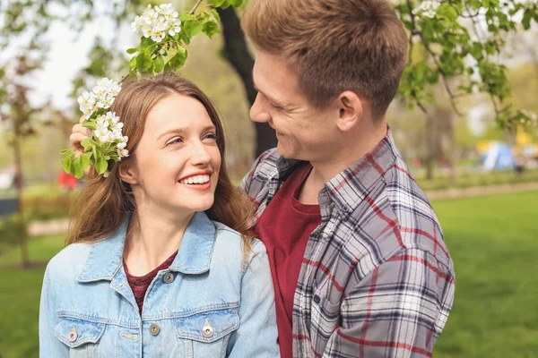 Happy Young Couple Blossoming Tree Park Spring Day — Stock Photo, Image