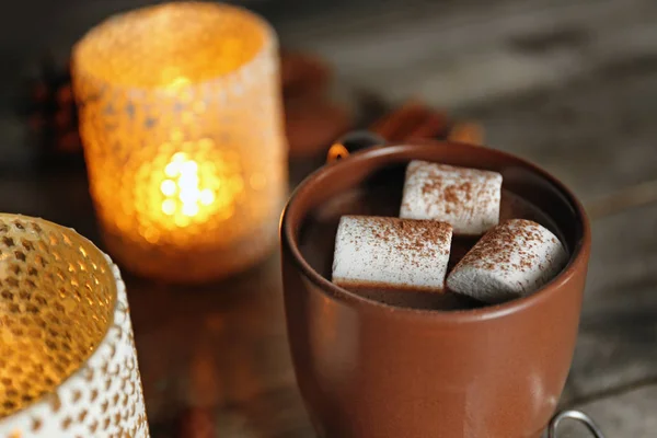 Cup Hot Cocoa Marshmallows Candles Table Closeup — Stock Photo, Image