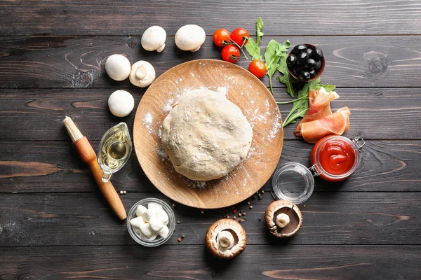 Composition Raw Dough Ingredients Pizza Wooden Background — Stock Photo, Image