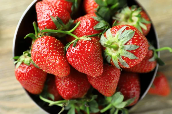 Sweet Ripe Strawberries Bowl Closeup — Stock Photo, Image