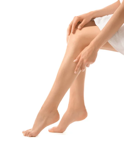 Junge Frau Zeigt Seidige Haut Den Beinen Nach Der Epilation — Stockfoto