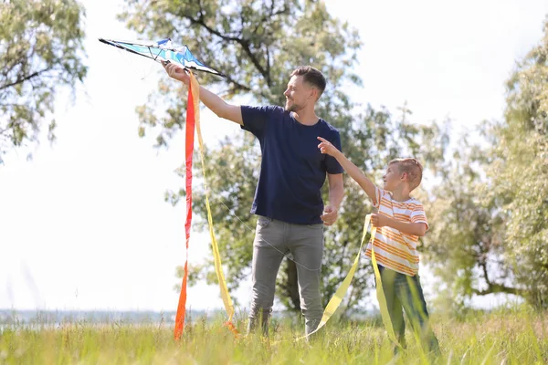 Little Boy His Dad Kite Outdoors — Stock Photo, Image